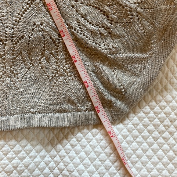 Adrienne Vittadini sparky silver sweater skirt with slight handkerchief hem. - Picture 8 of 9